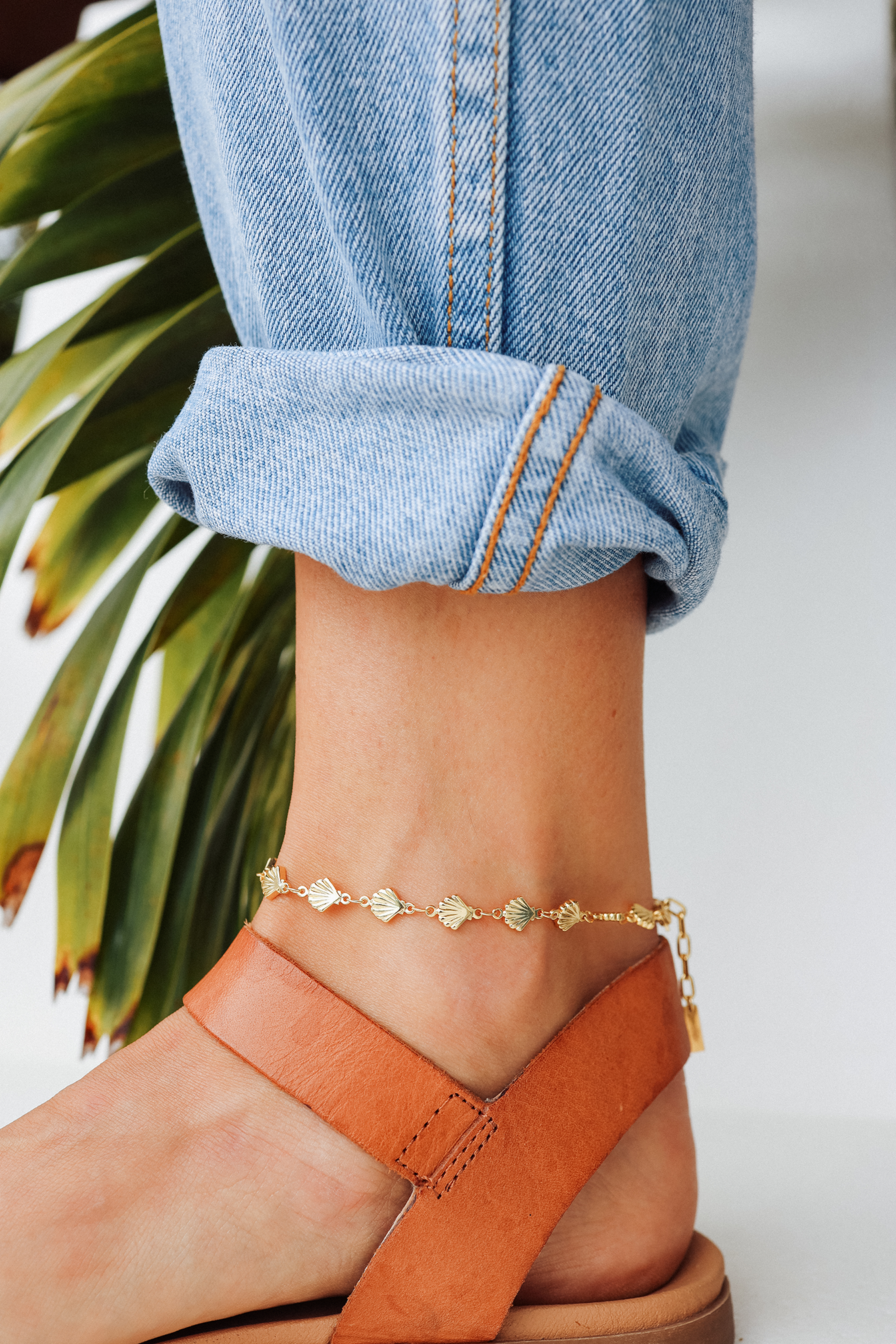 Golden Shells Anklet