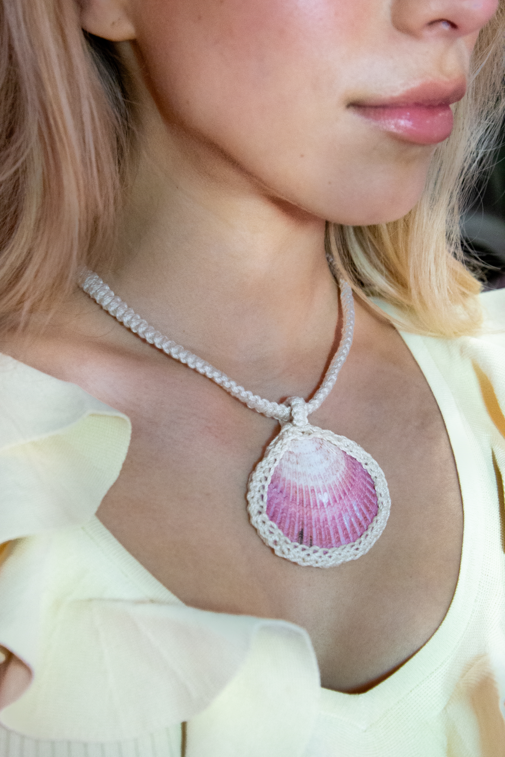 Crocheted Scallop Necklace