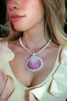 Crocheted Scallop Necklace