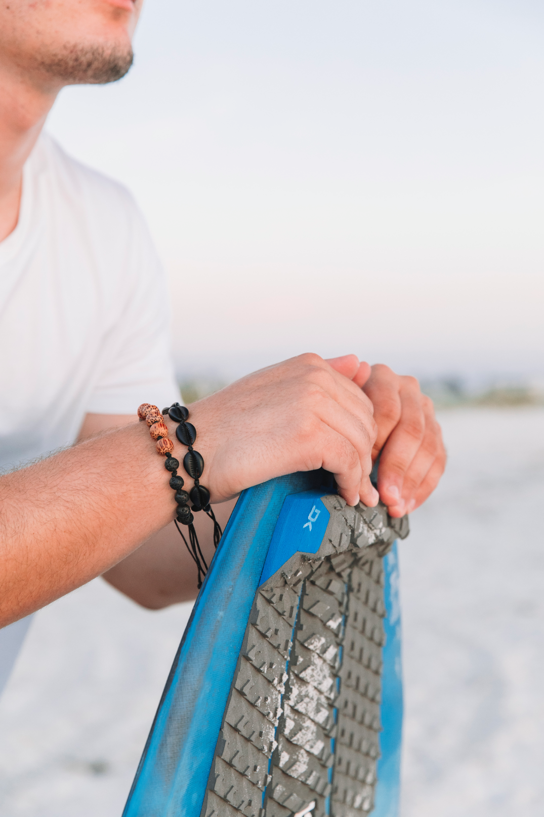 Men's Black Shell Bracelet - Mini Shell