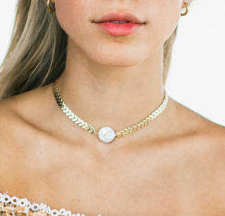 Chevron Pearl Choker